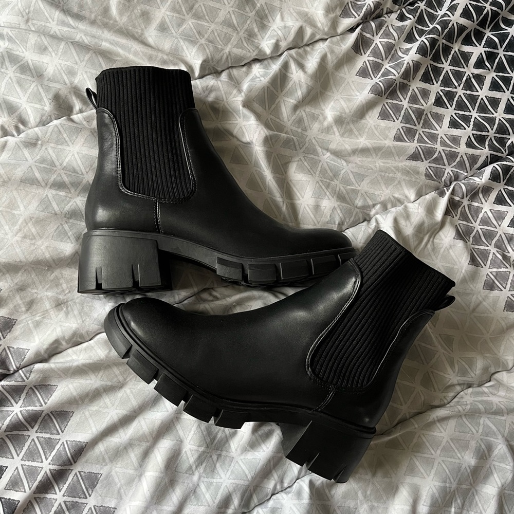 Chelsea boots